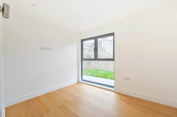 Ironbridge Mews, London, E15