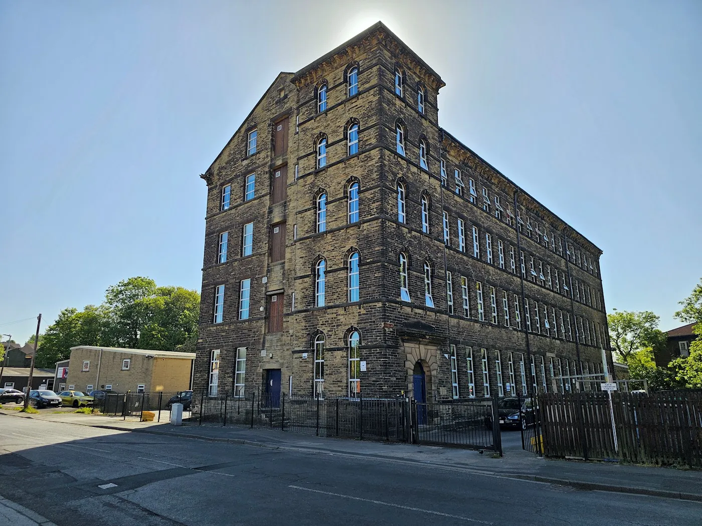 116 Balme Road, Cleckheaton, BD19 4DJ