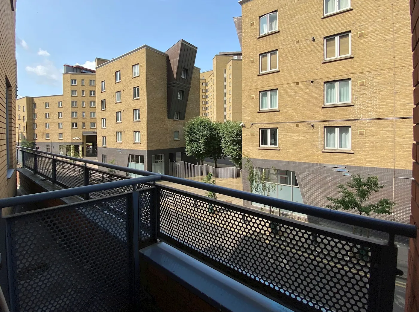 Flat 5, Regatta Point, 1 Manilla Street, London, E14 8JZ