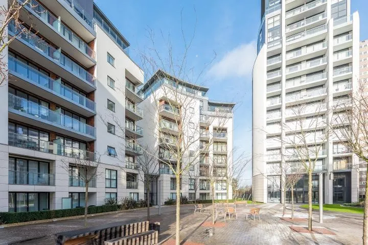 Pump House Crescent, Brentford, TW8