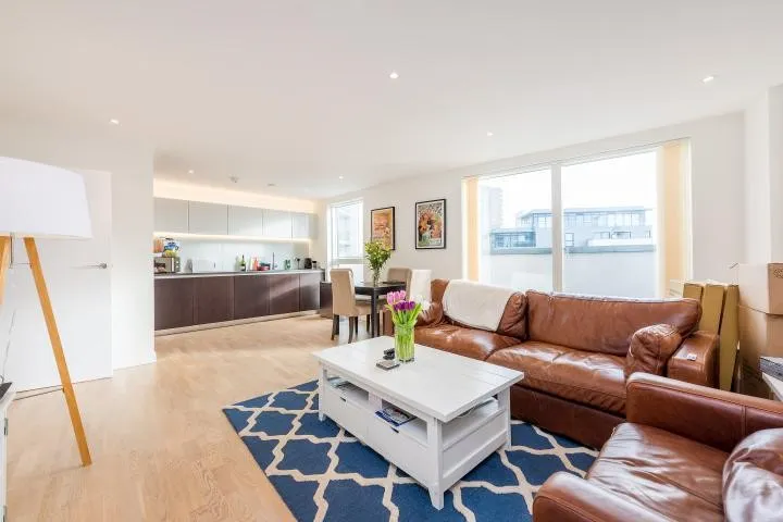 Pump House Crescent, Brentford, TW8
