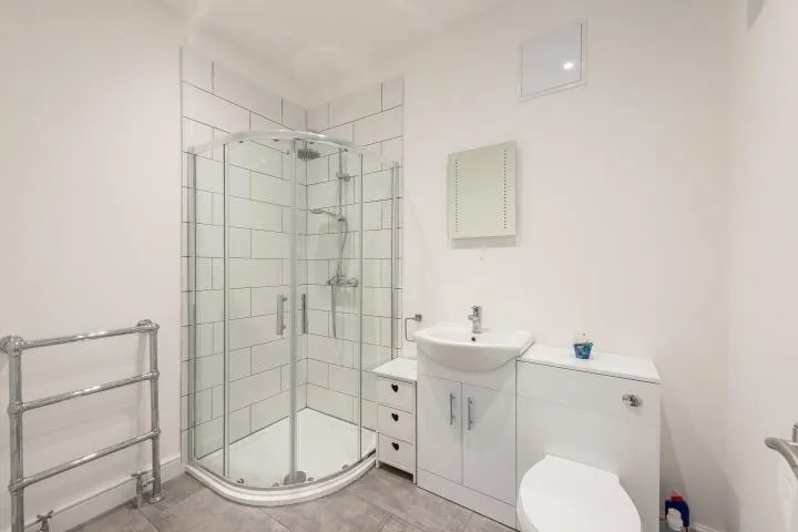 Alderney Street, London, SW1V