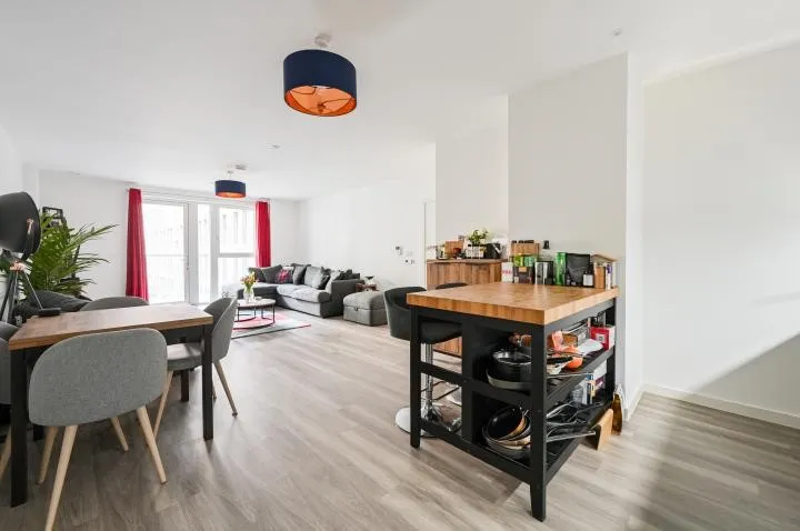 Chamberlain Court, Shipbuilding Way, E13