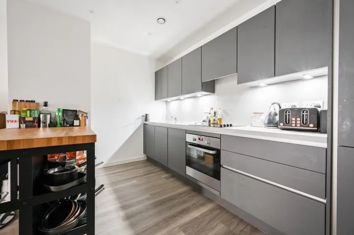 Chamberlain Court, Shipbuilding Way, E13