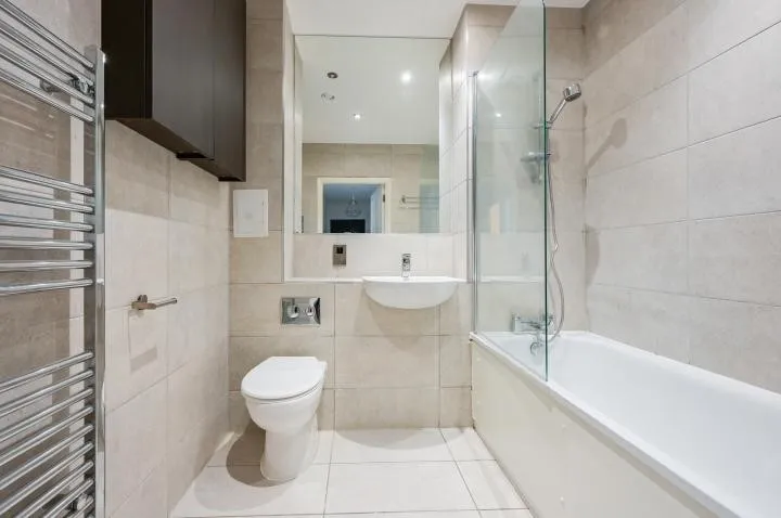 Thornbury Way, London, E17
