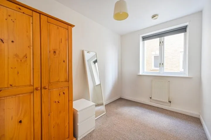 Island Row, London, E14