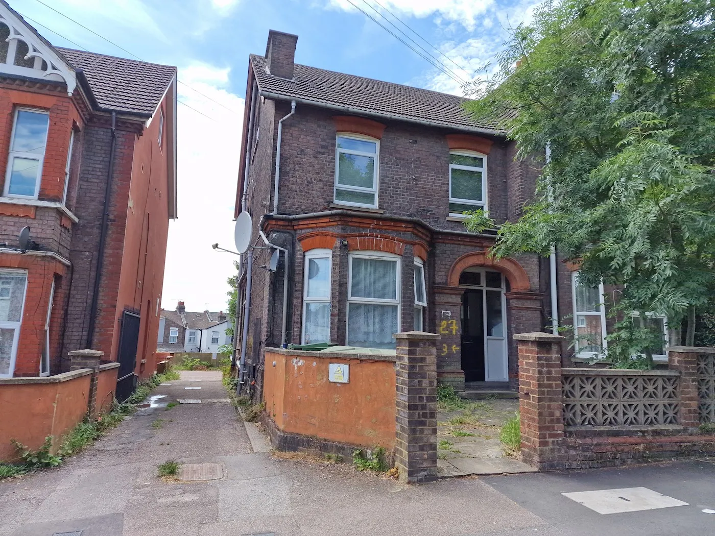 Flat 1, 27 Biscot Road, Luton, LU3 1AH