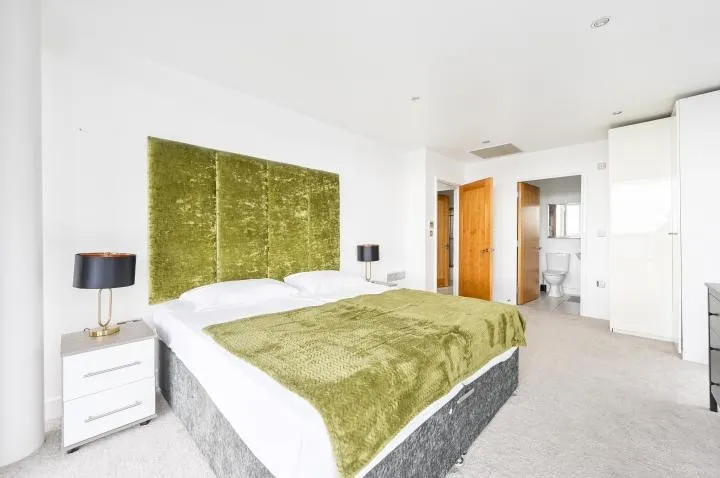 Aegean Apartments, Western Gateway, London, E16