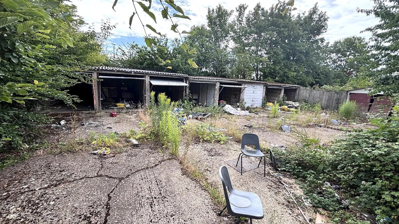 Garage Compound at Long Readings Lane, Slough, SL2 1QE