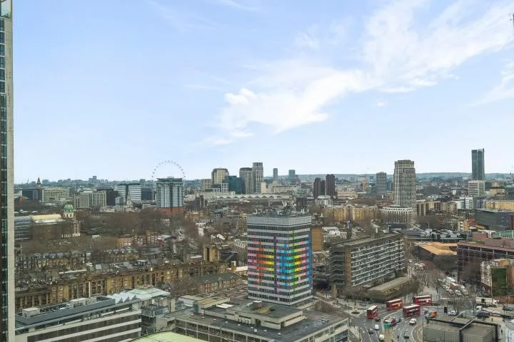 The Strata, Walworth Road, London, SE1