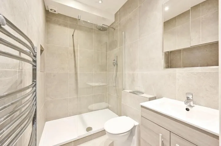 Elgin Avenue, London, W9