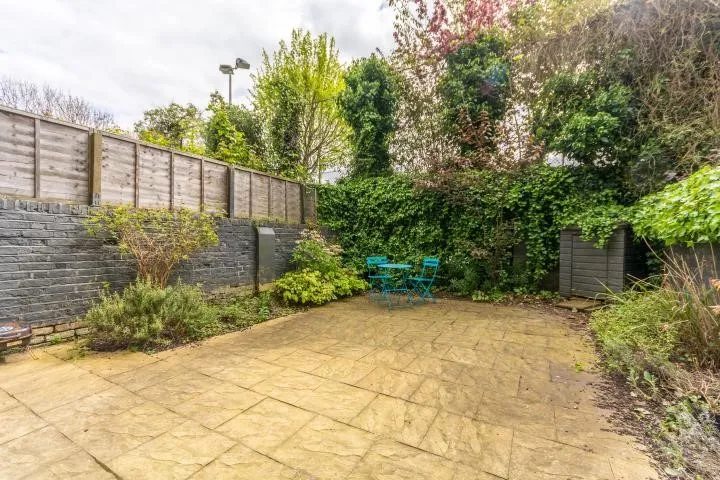 Elgin Avenue, London, W9
