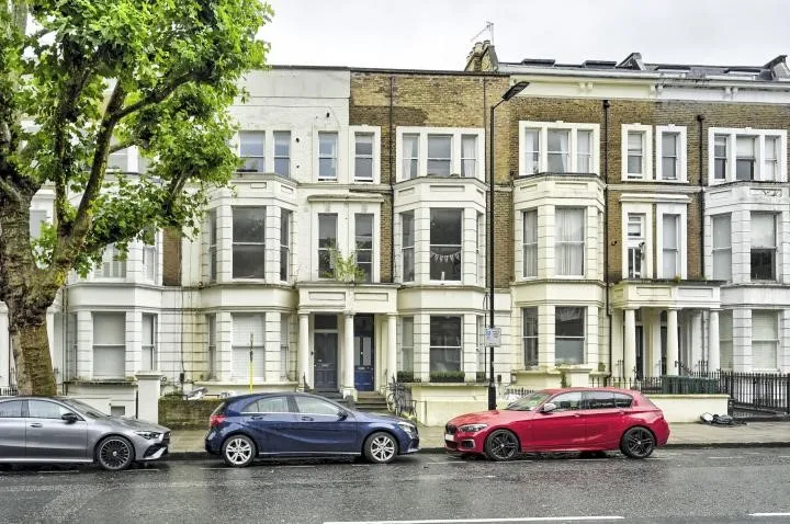 Elgin Avenue, London, W9