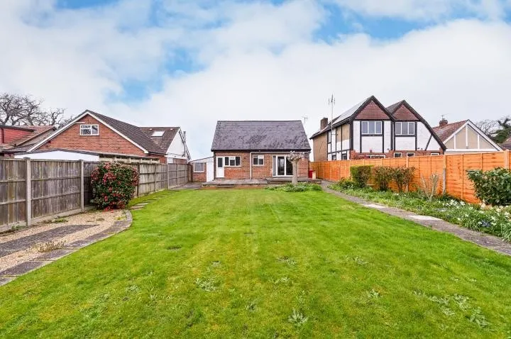 Huntercombe Lane South, Maidenhead, Berkshire, SL6