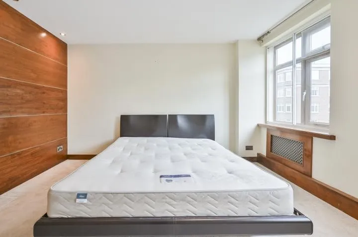 9 Radnor Lodge, Sussex Place, London, W2