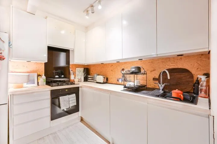 Flat 7, 114 Peckham High Street, London, SE15