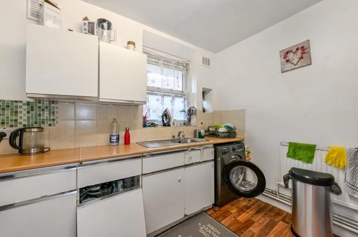 20 Camelot House, Camden Park Road, London, NW1