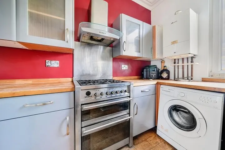 Ravensbourne Park, London, SE6