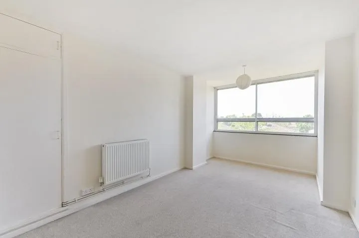 The Towers, Lower Mortlake Road, Richmond, Surrey, TW9