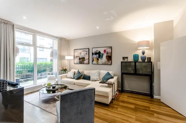 Palmerston Road, London, W3