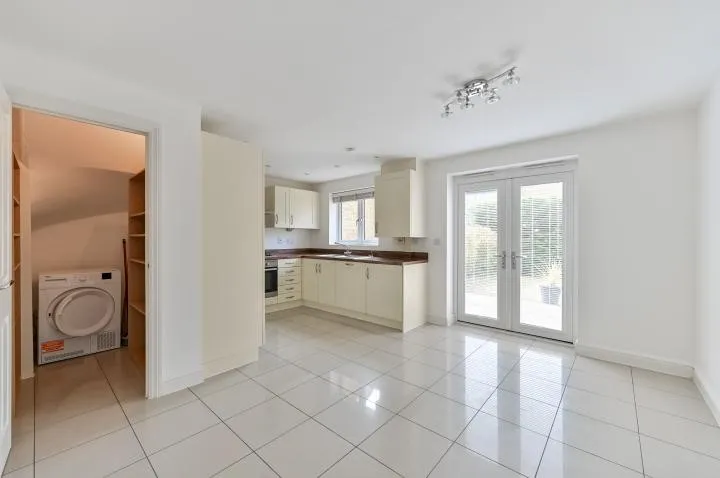 Edgeworth Close, Langley, Berkshire SL3