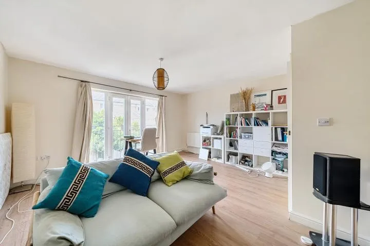 Blakes Road, London, SE15