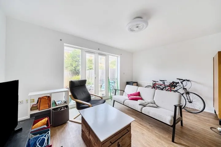 Blakes Road, London, SE15