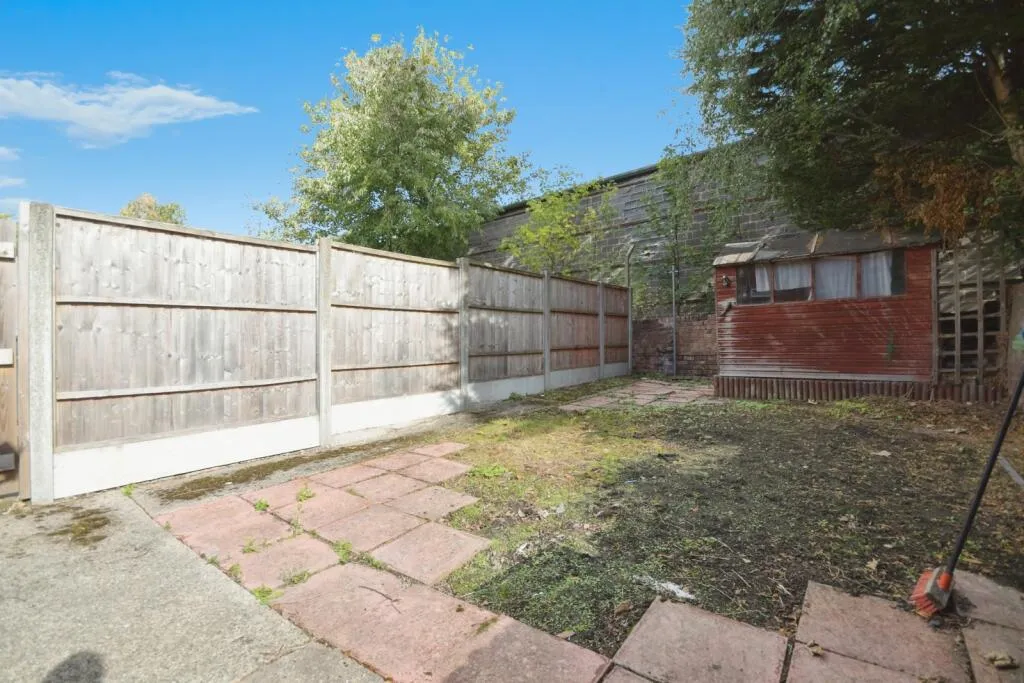 2 bed Terraced