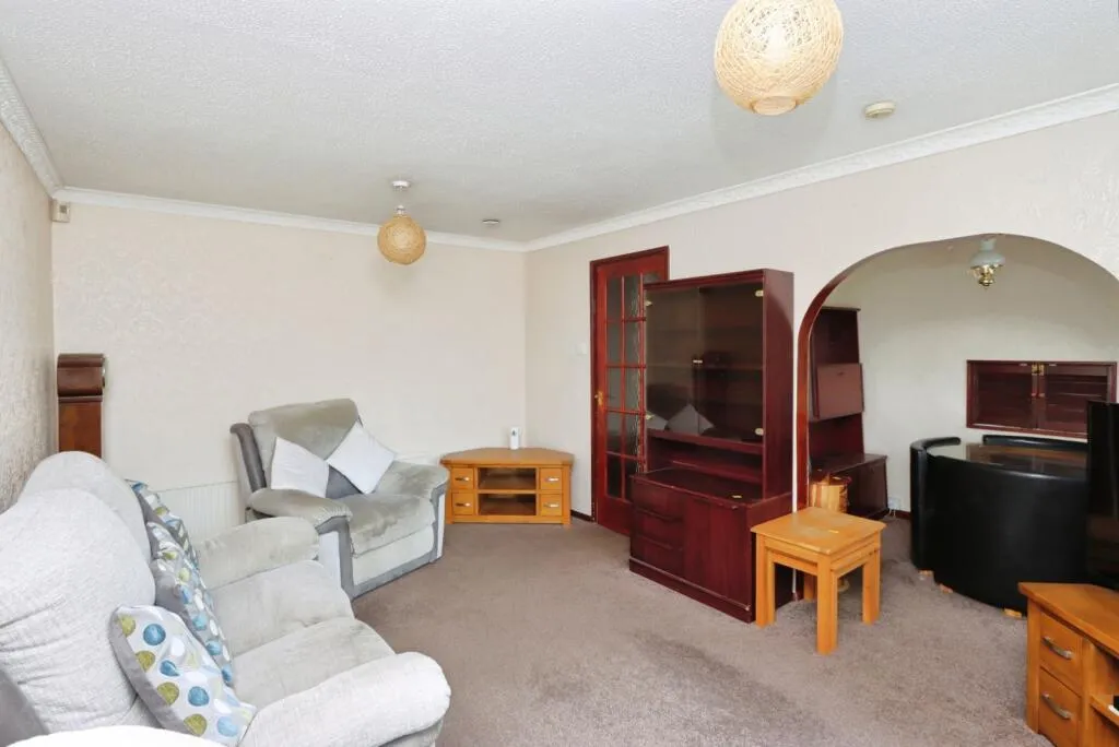4 bed Terraced