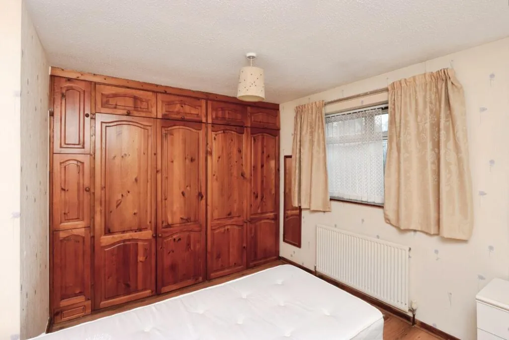 4 bed Terraced