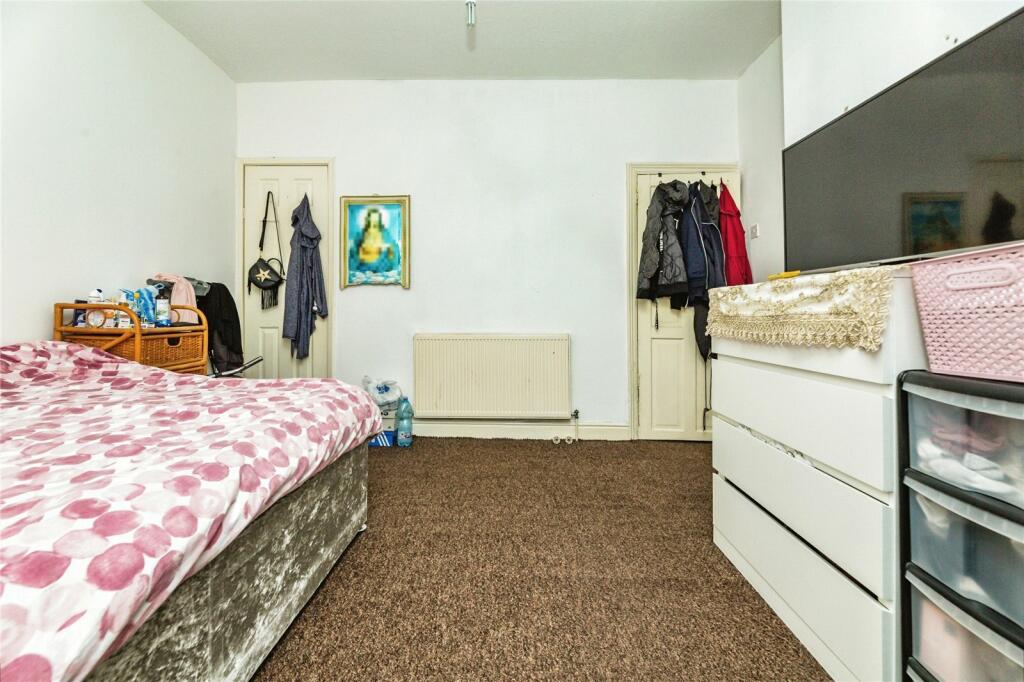 3 bed Terraced