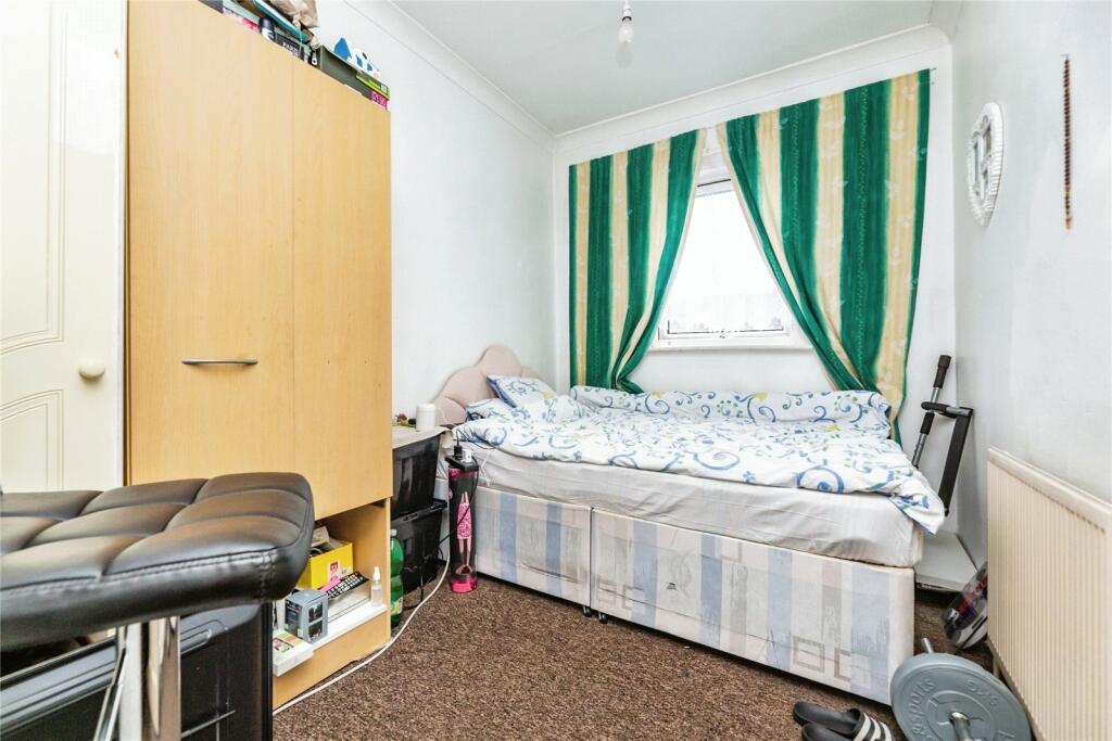 3 bed Terraced
