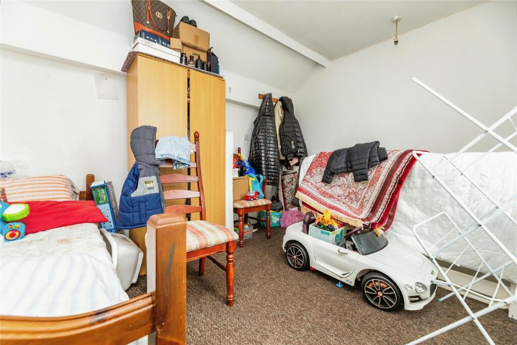 3 bed Terraced