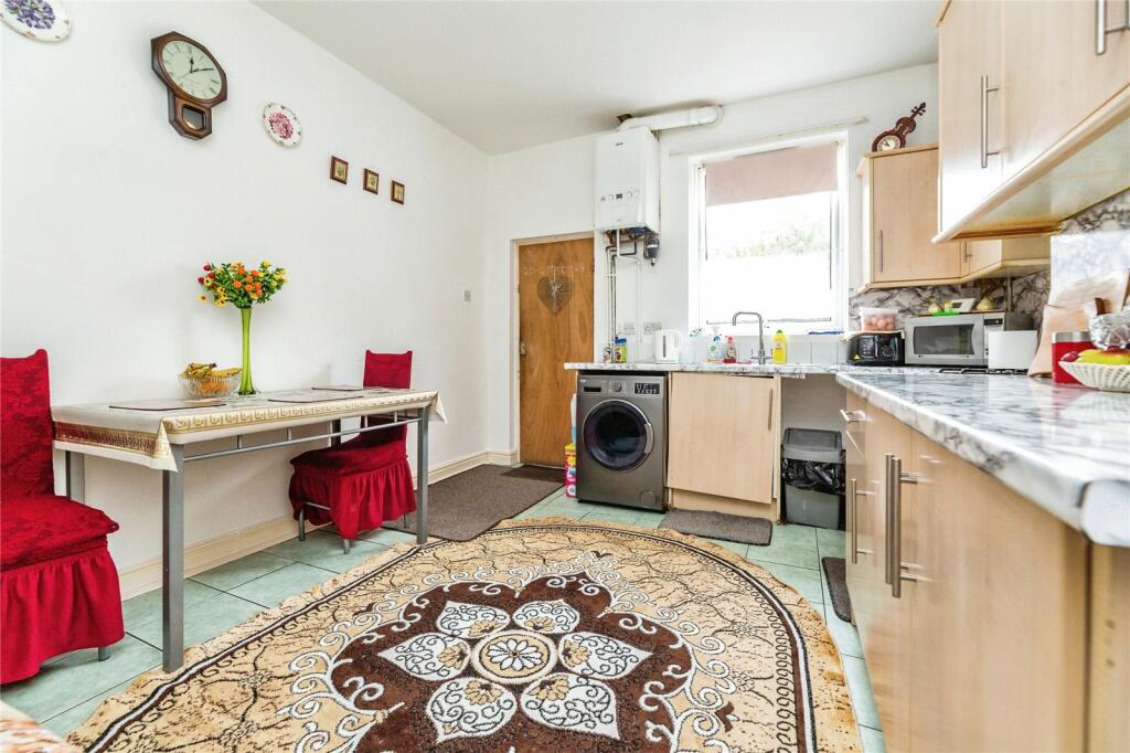 3 bed Terraced