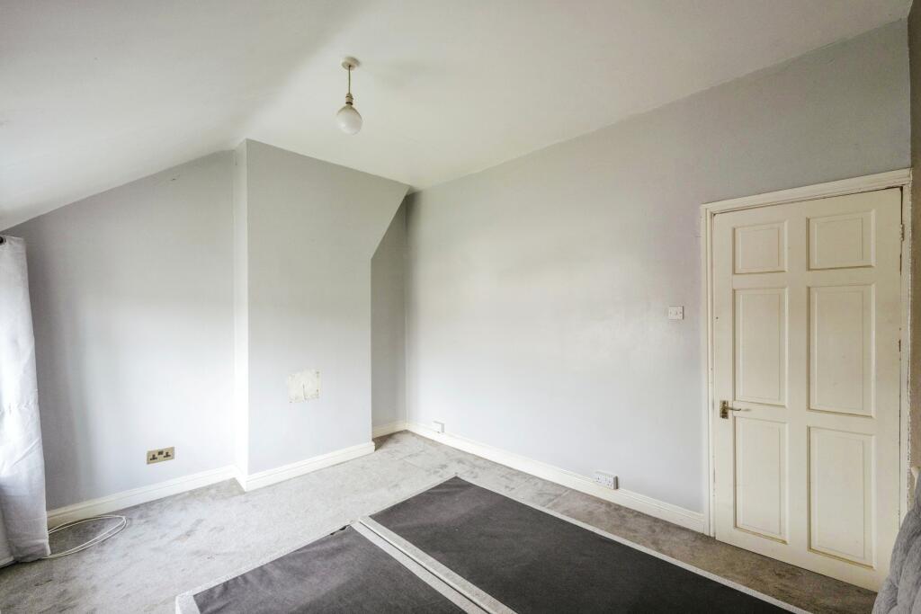 3 bed Terraced