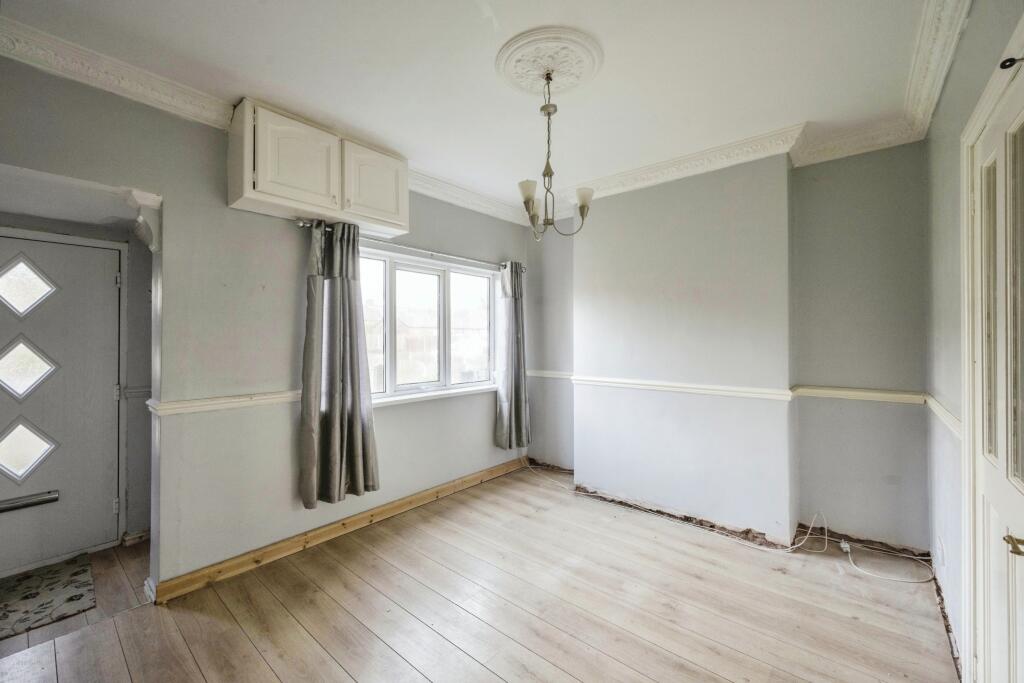 3 bed Terraced