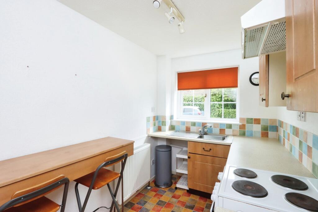2 bed Town House