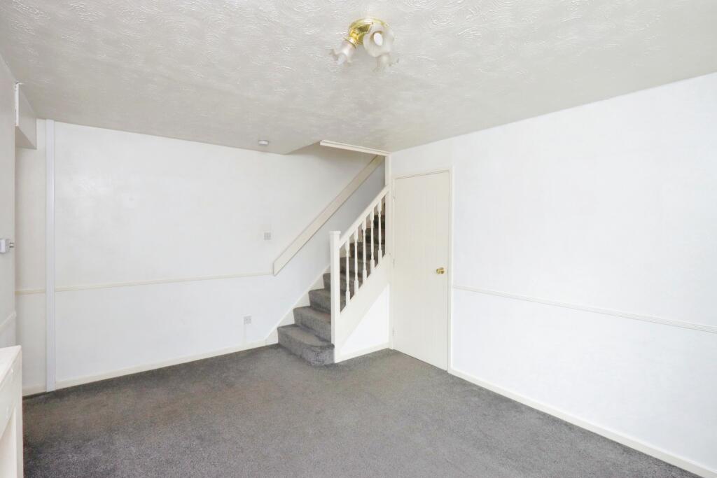 2 bed Town House
