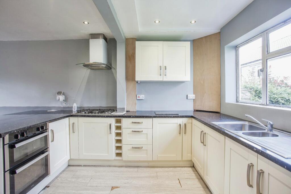 3 bed Semi-Detached