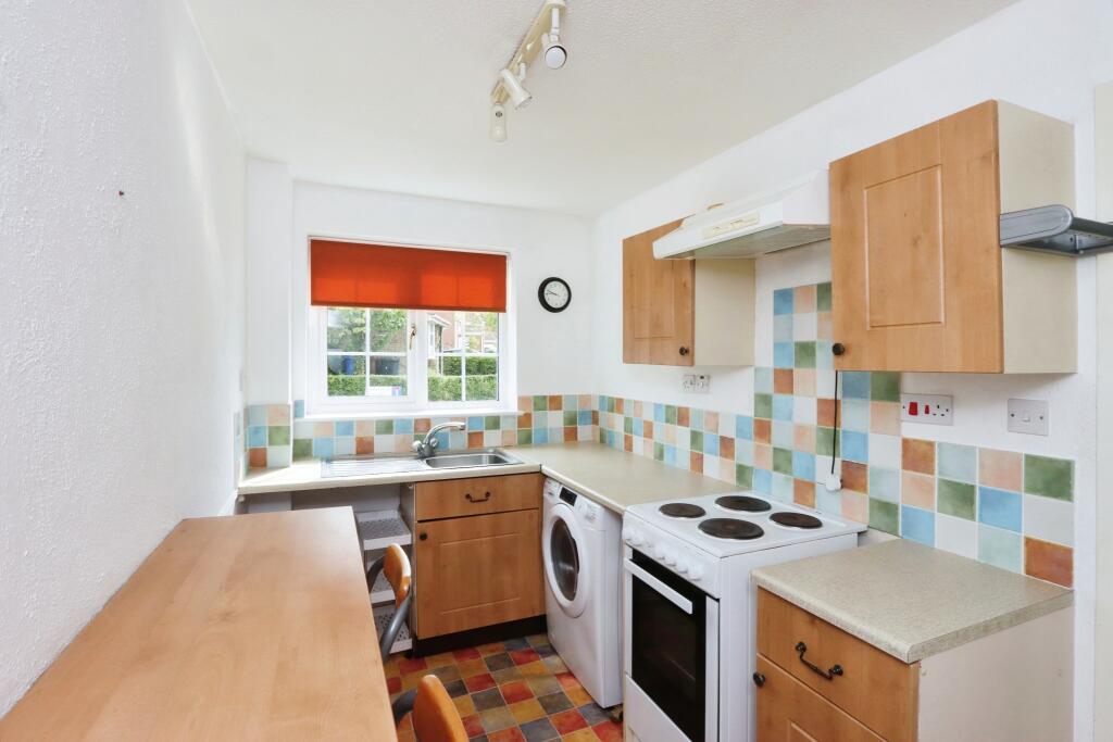2 bed Town House