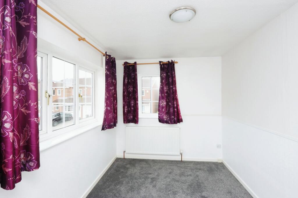 2 bed Town House