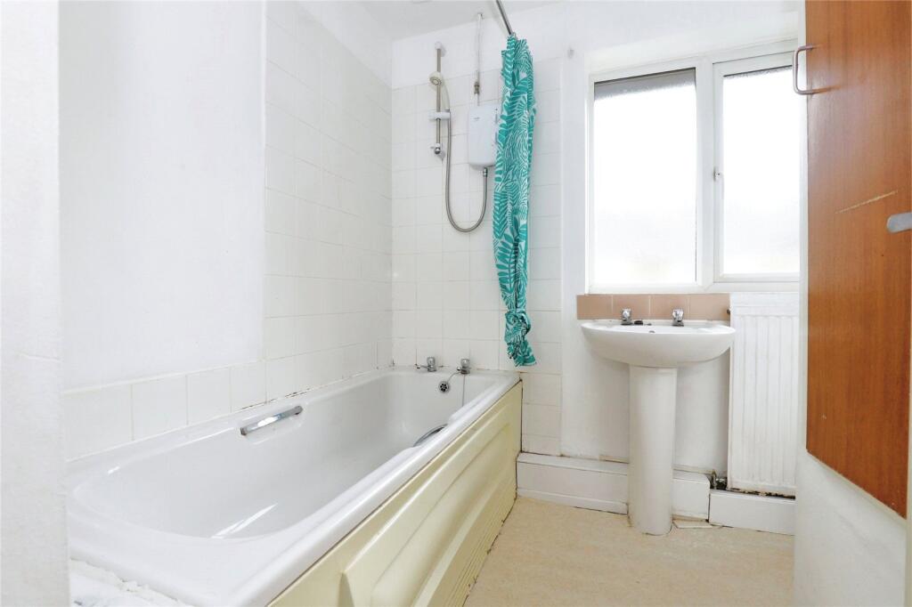 3 bed Semi-Detached