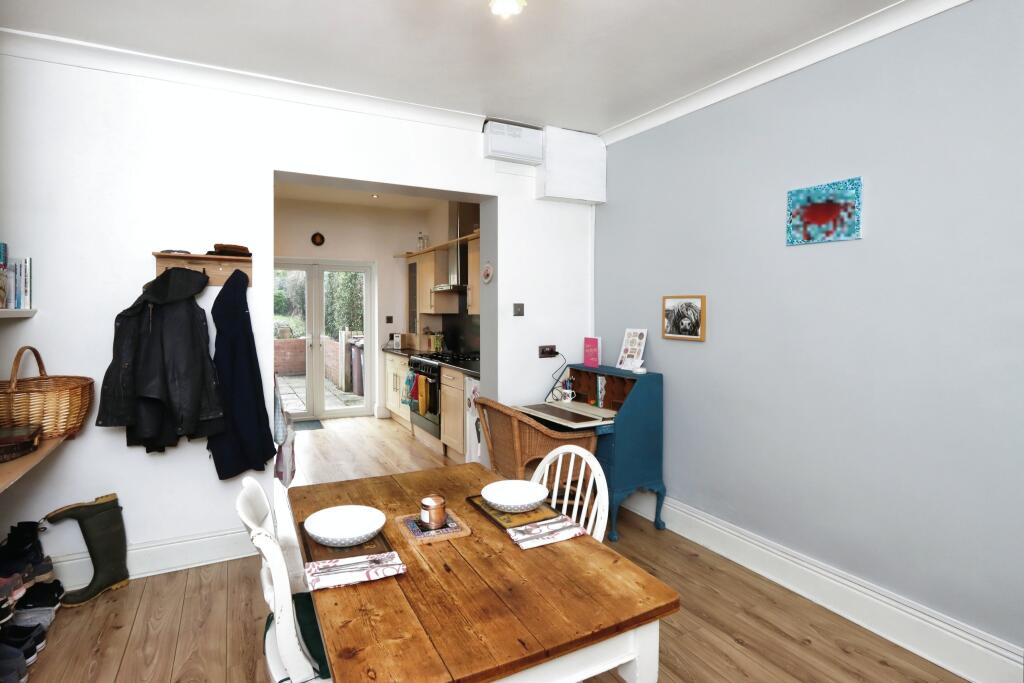 2 bed Terraced