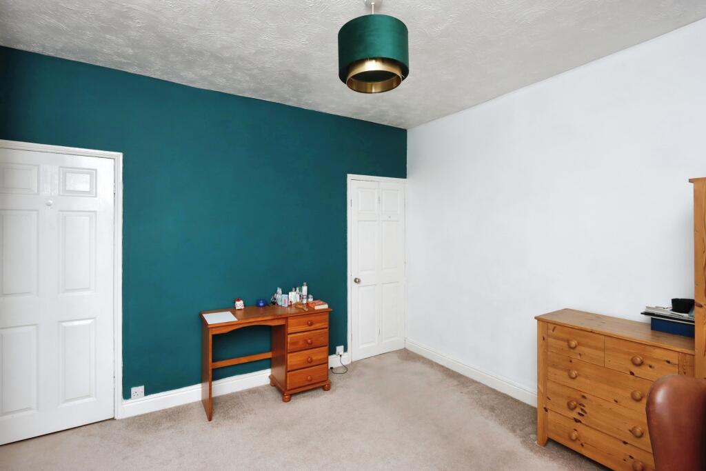 2 bed Terraced