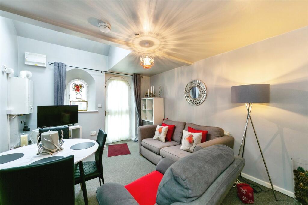 2 bed Apartment