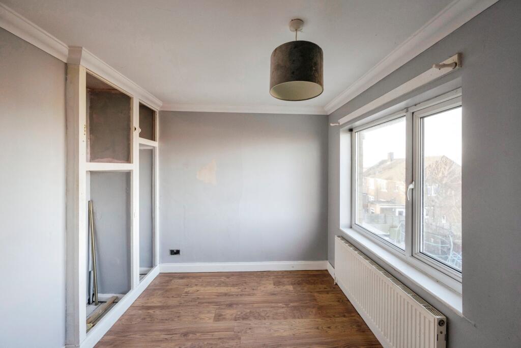 2 bed Semi-Detached