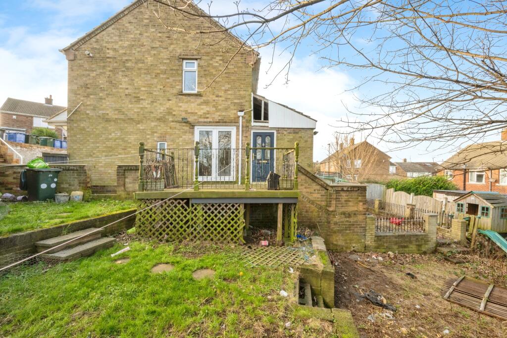 2 bed Semi-Detached
