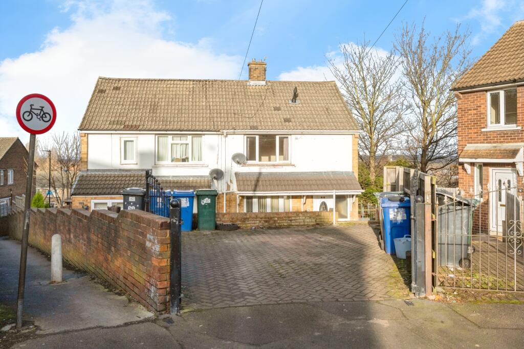 2 bed Semi-Detached
