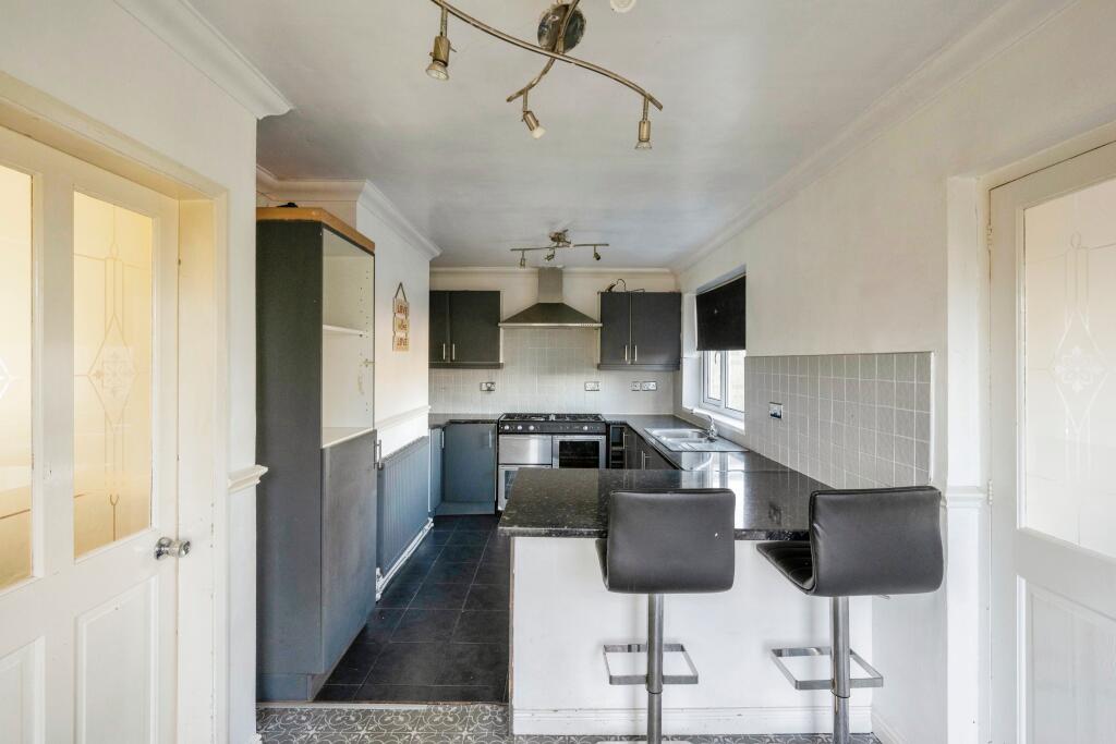 2 bed Semi-Detached