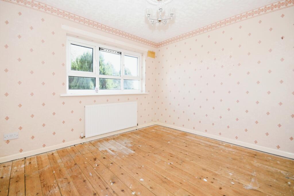 2 bed Semi-Detached